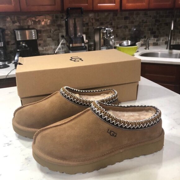 Brand New UGG Tasman Slipper Chestnut - Picture 1 of 4
